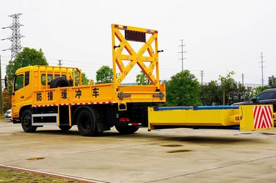 守護生命，安全護航——聚焦高速防撞緩沖車與救護車的專業應用與價值